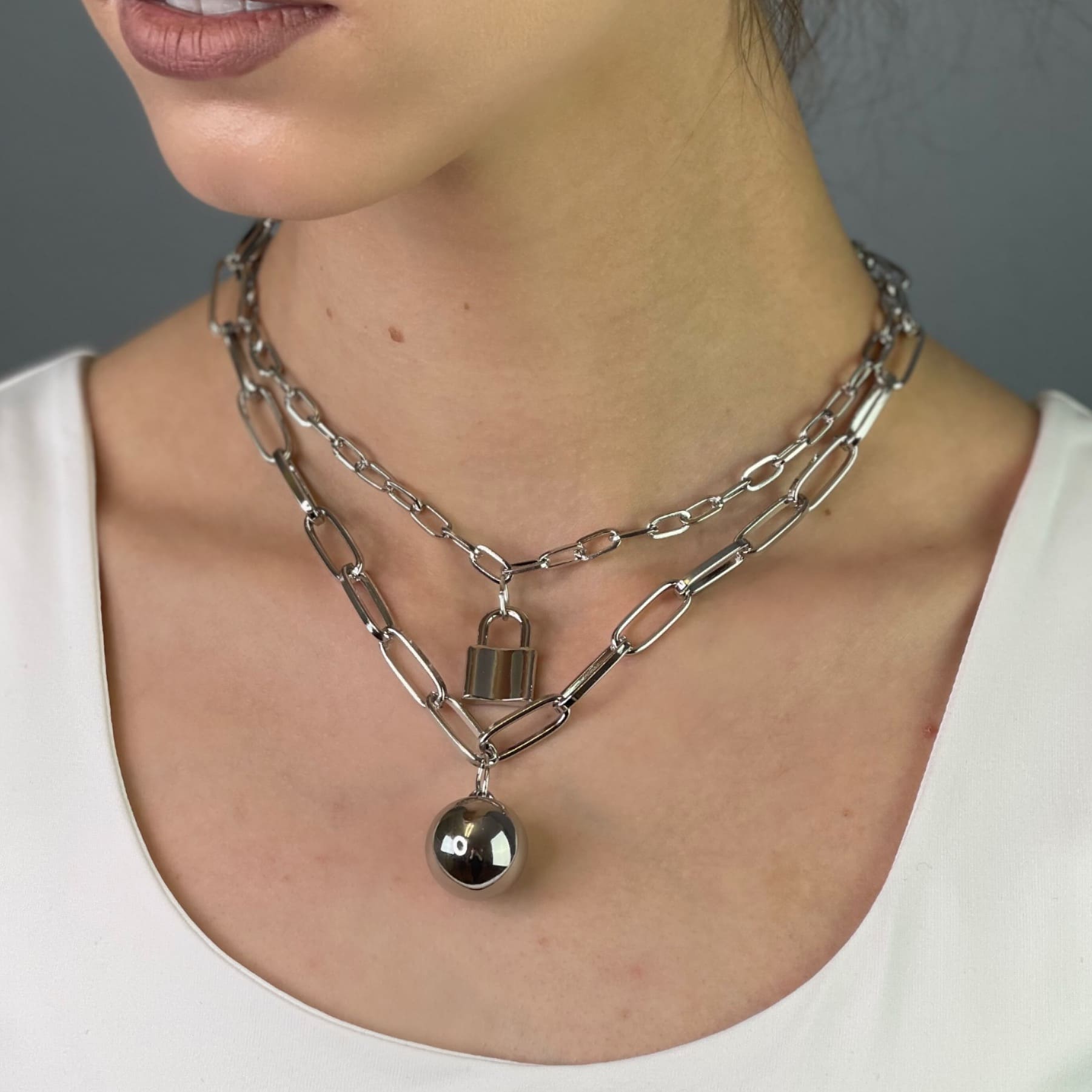 Hellen.V - Silver Chain Necklace