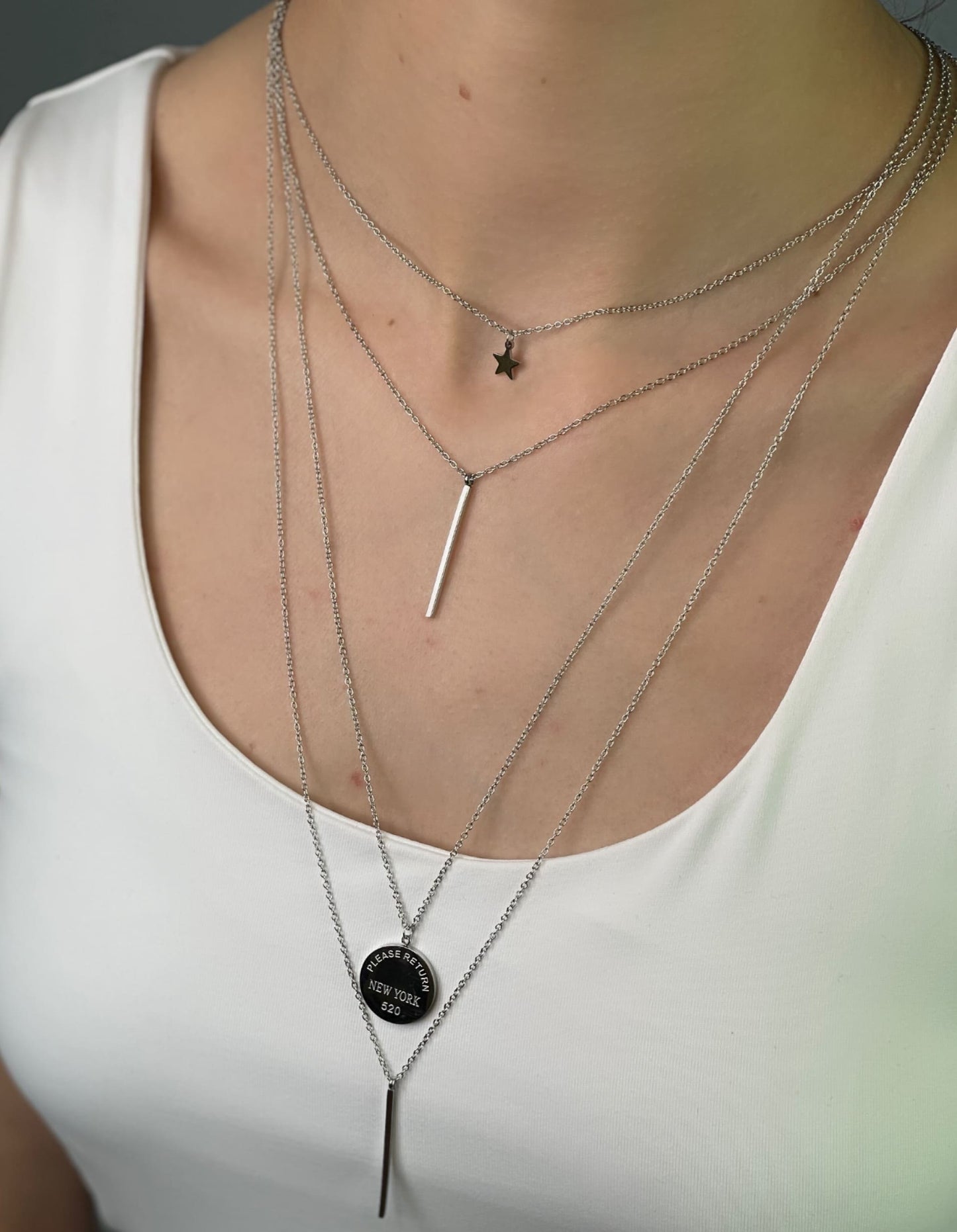 Stainless steel chain choker necklace with pendants