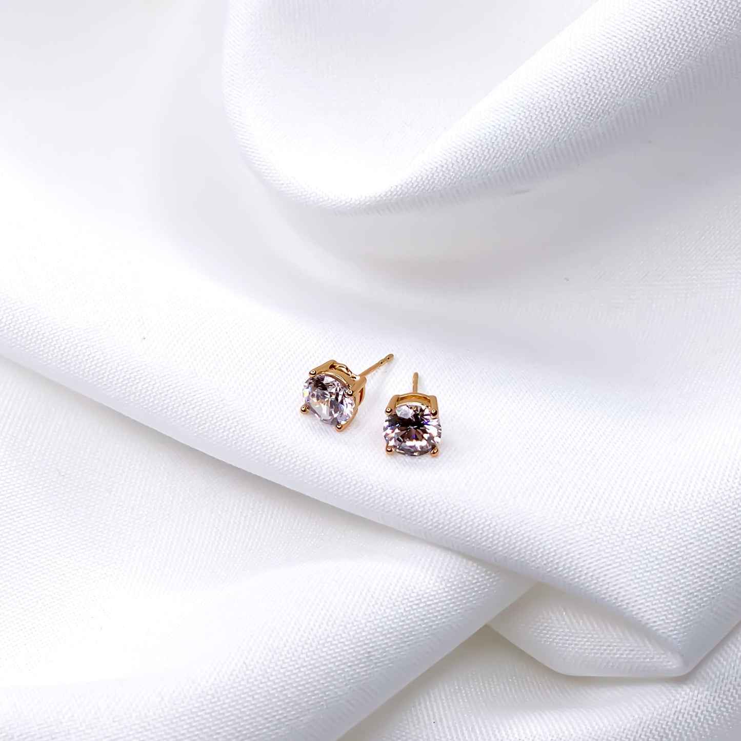 7mm gold cubic zirconia stud earrings