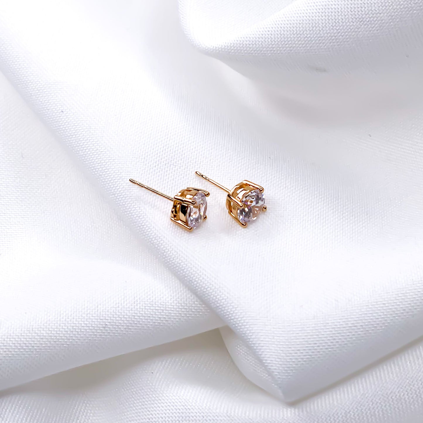 8mm gold cubic zirconia stud earrings