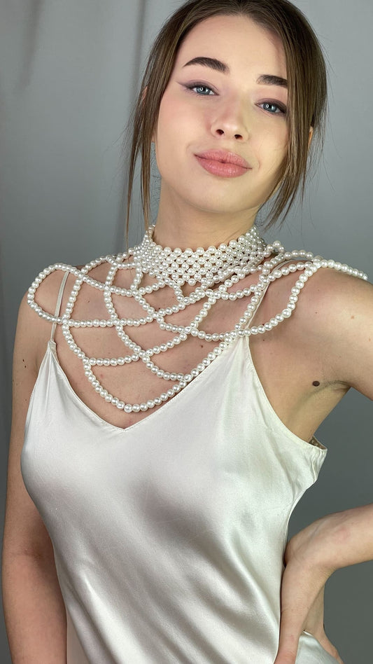 Pearl Shoulder Necklace
