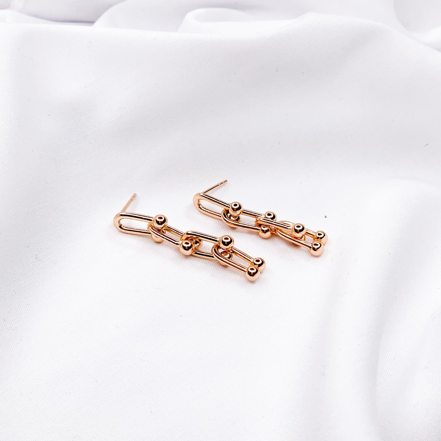Gold dangle chain earrings
