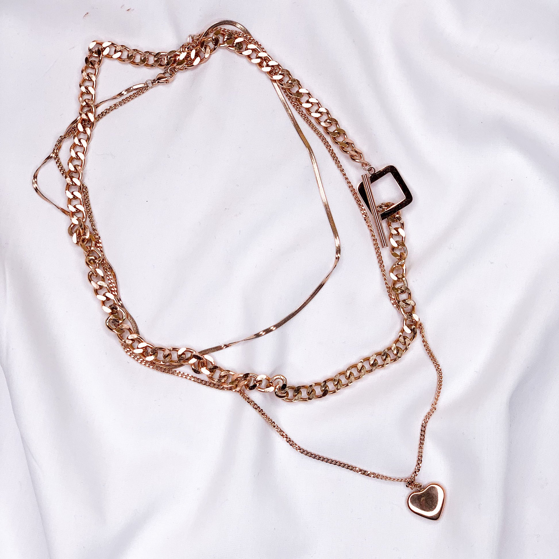 Hellen.V - Rose Gold Chain | Necklace | Pendant Heart