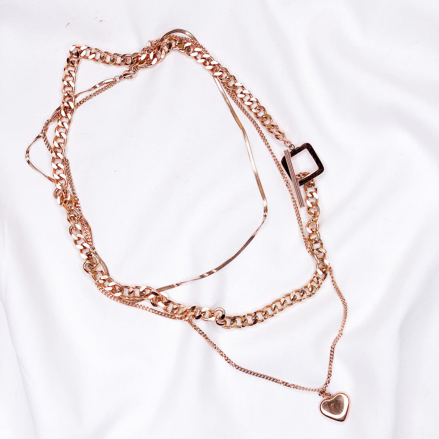 Hellen.V - Rose Gold | Chain Necklace | Pedant Heart