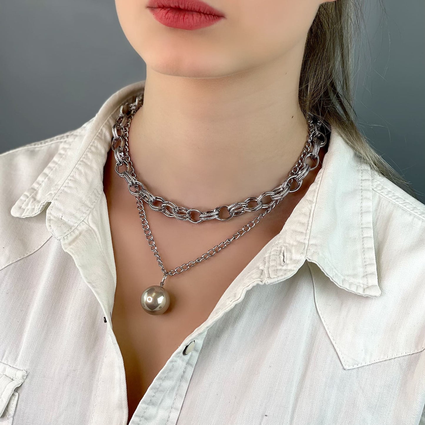 Silver Chain necklace with ball pendant