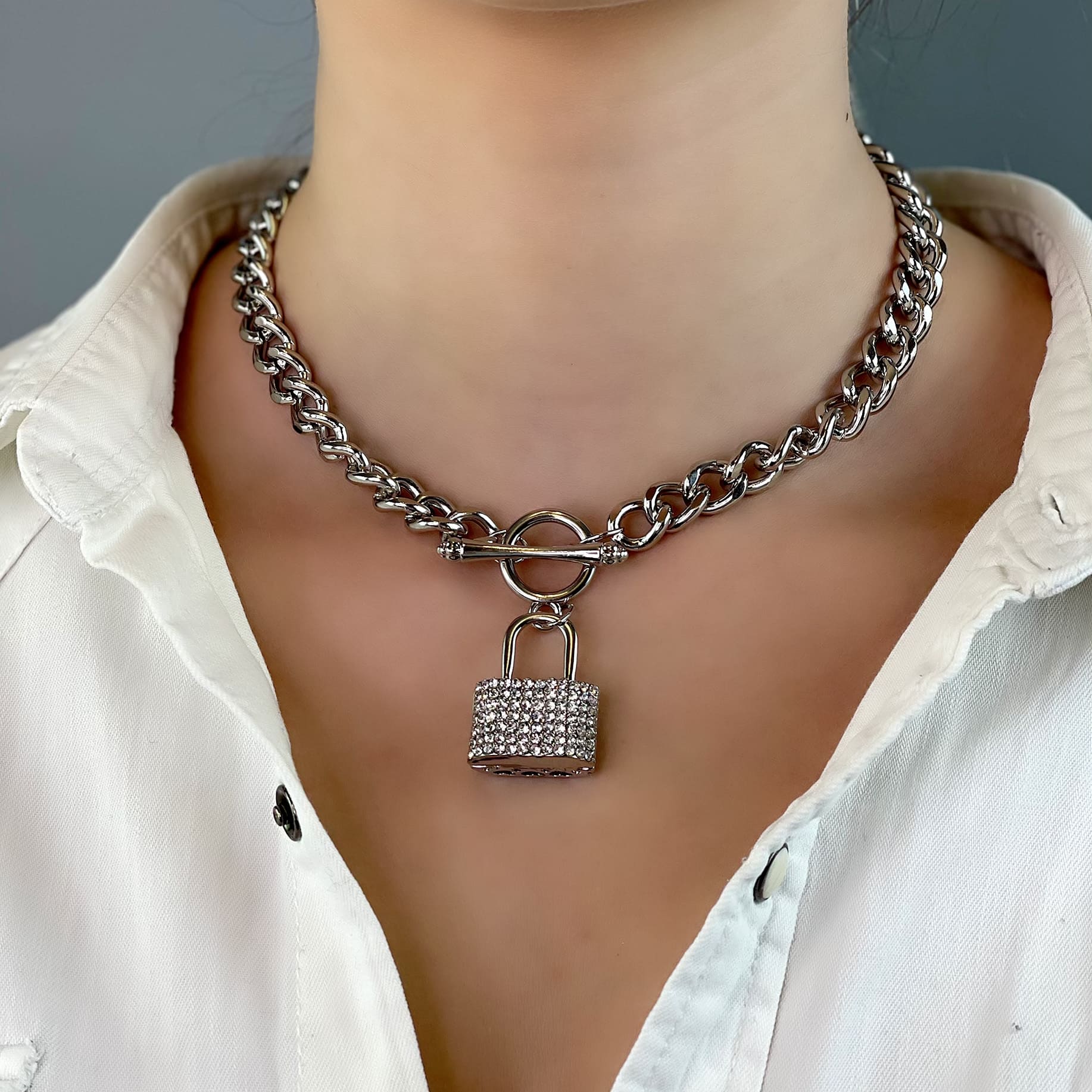 Hellen.V - Rhinestone Lock Pendant | Chain Necklace | Necklaces