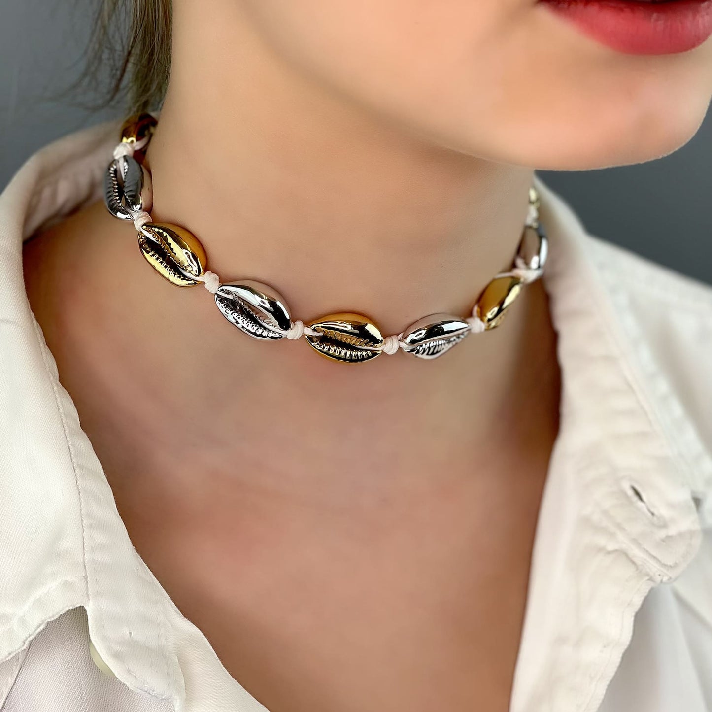 Seashells choker necklace
